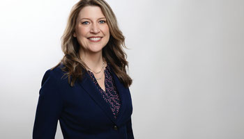 How a Digital Marketing Simulation Made Wendy Gillis’s Course More Realistic header image