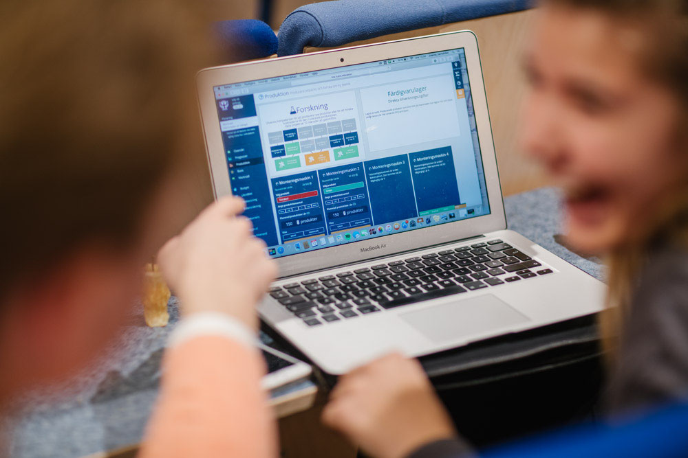 Business Simulations in Education | UK header image